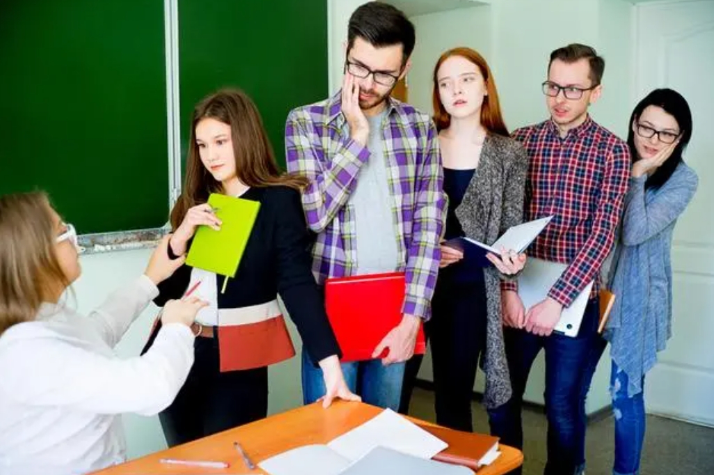 《记者观察》征稿啦！用文字捕捉时代脉搏，展现新闻魅力！