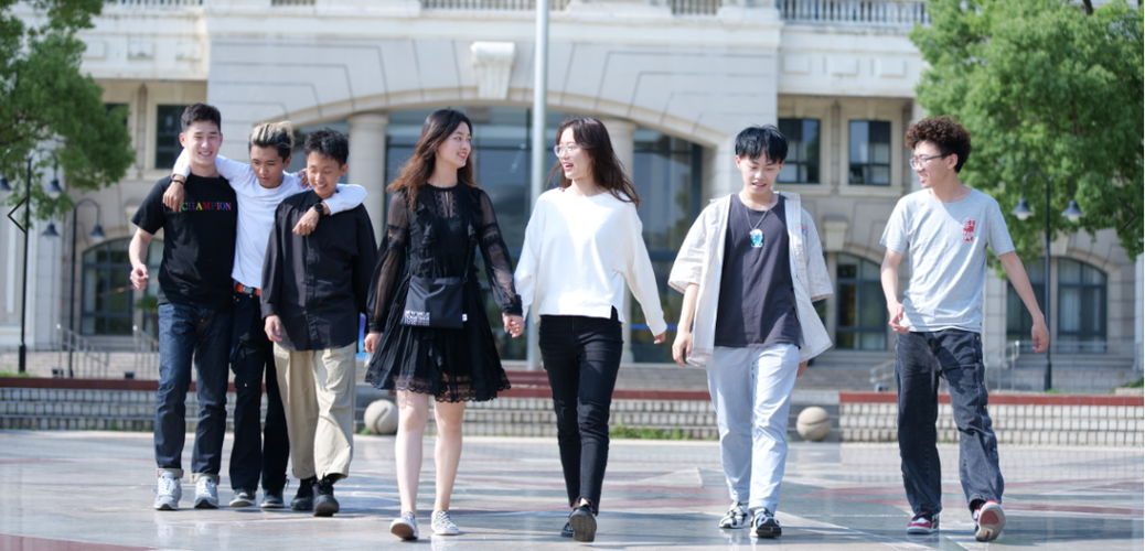 期刊杂志发表论文投稿：《北京政法职业学院学报》，季刊