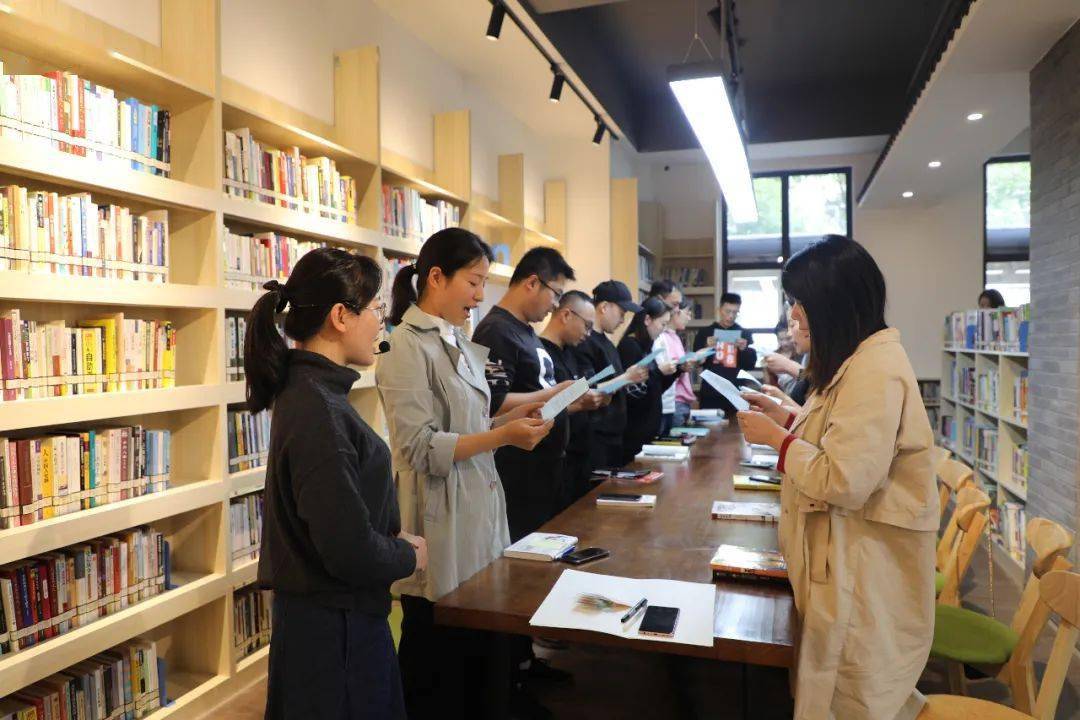 投稿前必看！期刊稿费标准与投稿要求全解析！