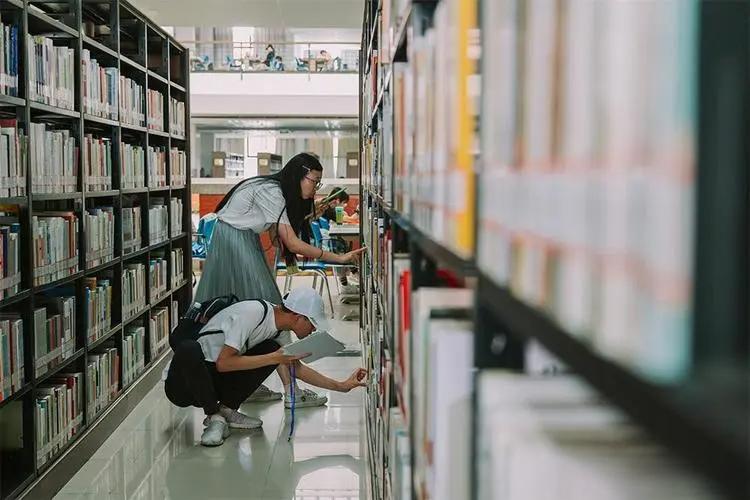 揭秘！发表论文需要花钱吗？网上花钱发表论文真的靠谱吗？