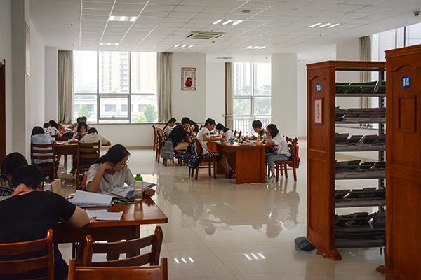 解析新闻商业《财新周刊》期刊杂志：介绍及论文发表投稿指南