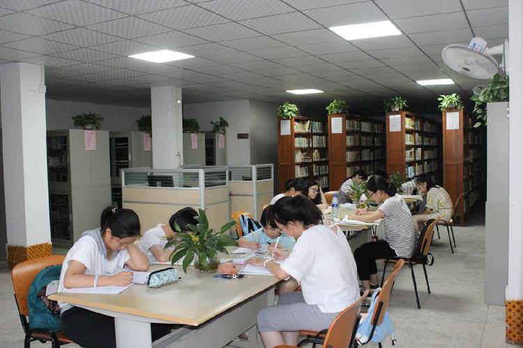 国家级G8体育教学教育类杂志期刊发表论文投稿：《体育画报》万方