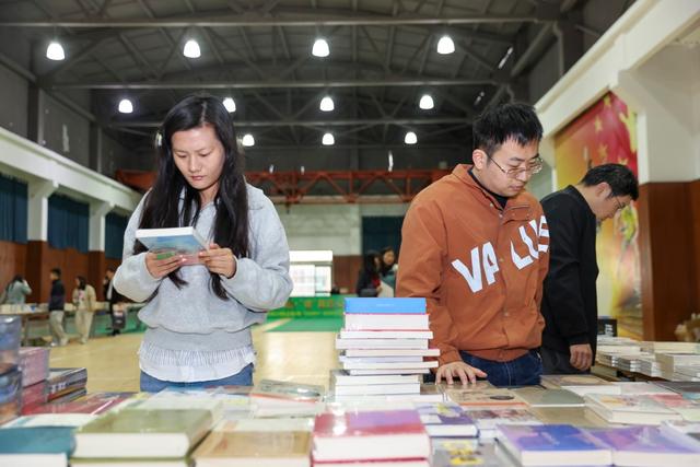 解析法学文学教育教学《宝鸡文理学院学报》期刊：论文发表投稿