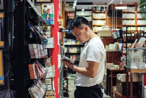 精准定位：撰写高质量论文与选择合适的学术期刊策略