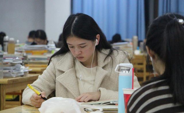 电气工程师期刊杂志论文发表优选：权威期刊与高质量平台一览