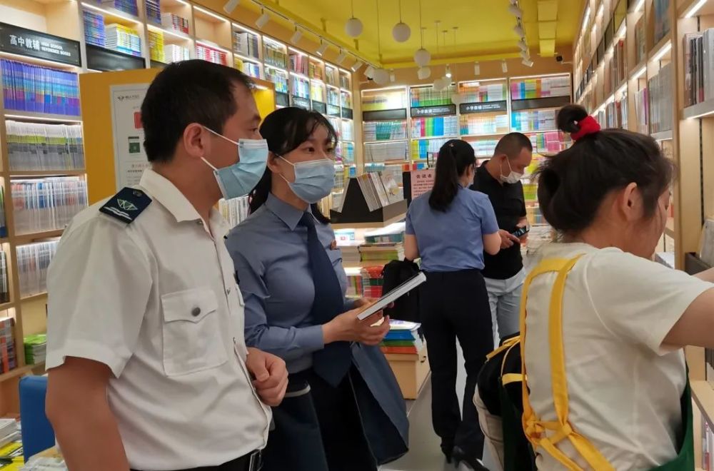 诗歌散文文艺《福建文学》期刊杂志：版面费、栏目及综合评价