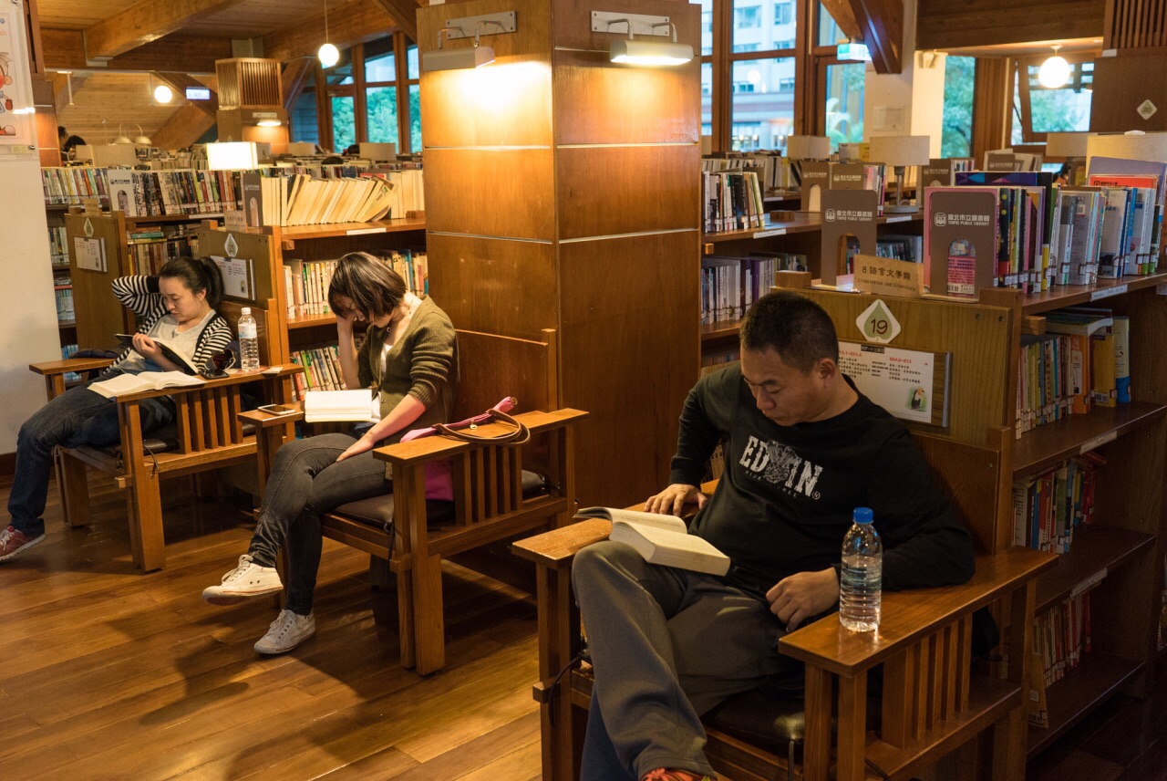 临床医院药学《安徽医药》期刊杂志：论文发表版面费与来稿要求