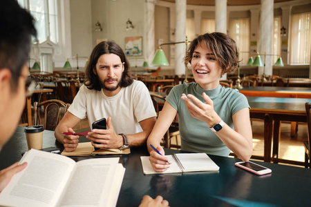 建筑规划勘察测量《工程与建设》期刊：发表论文要求及投稿难易度