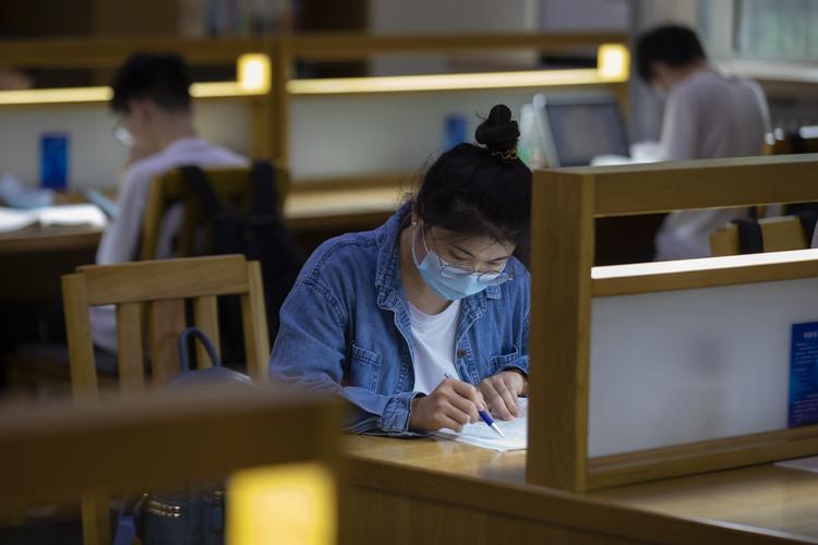 探寻论文发表之路：权威期刊指南全解析