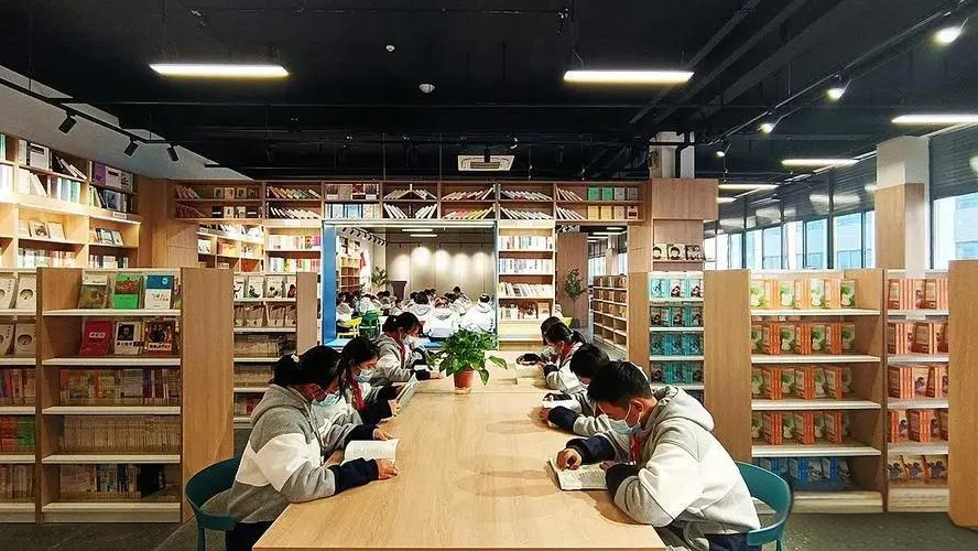 课程教学教科书G4教育《内蒙古师范大学学报》期刊：发表论文投稿