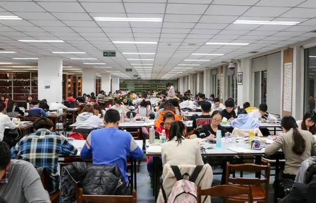 经济金融创新创业《管理评论》期刊：评职称投稿发表论文认可度