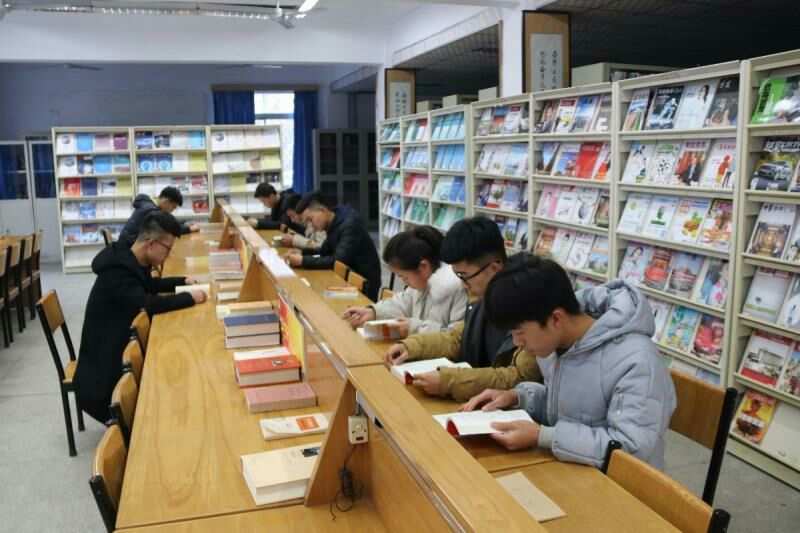 鉴赏吟诵创作理论《中国诗歌研究动态》期刊：投稿发表论文要求