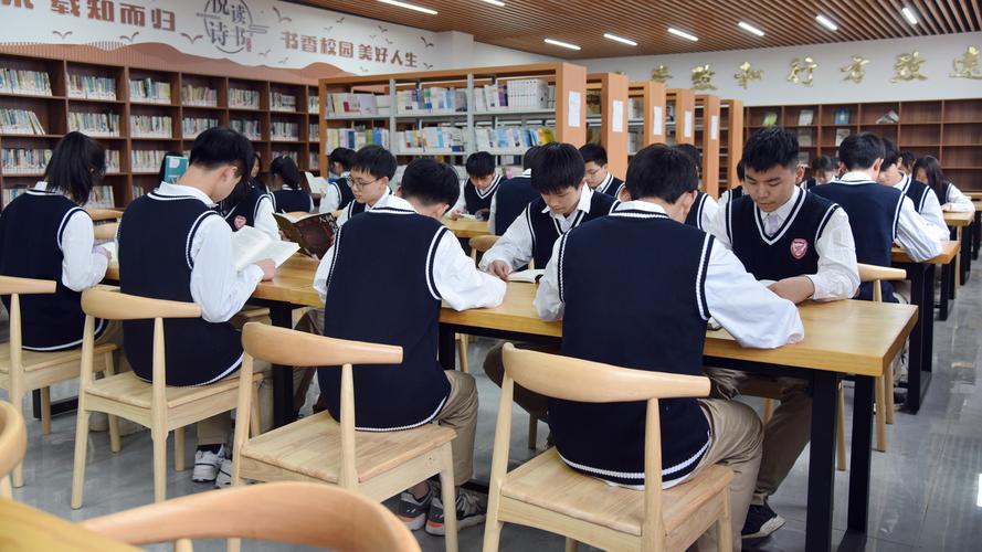 临床流行病疑难病例析评《中华医学杂志》期刊：投稿发表论文要求