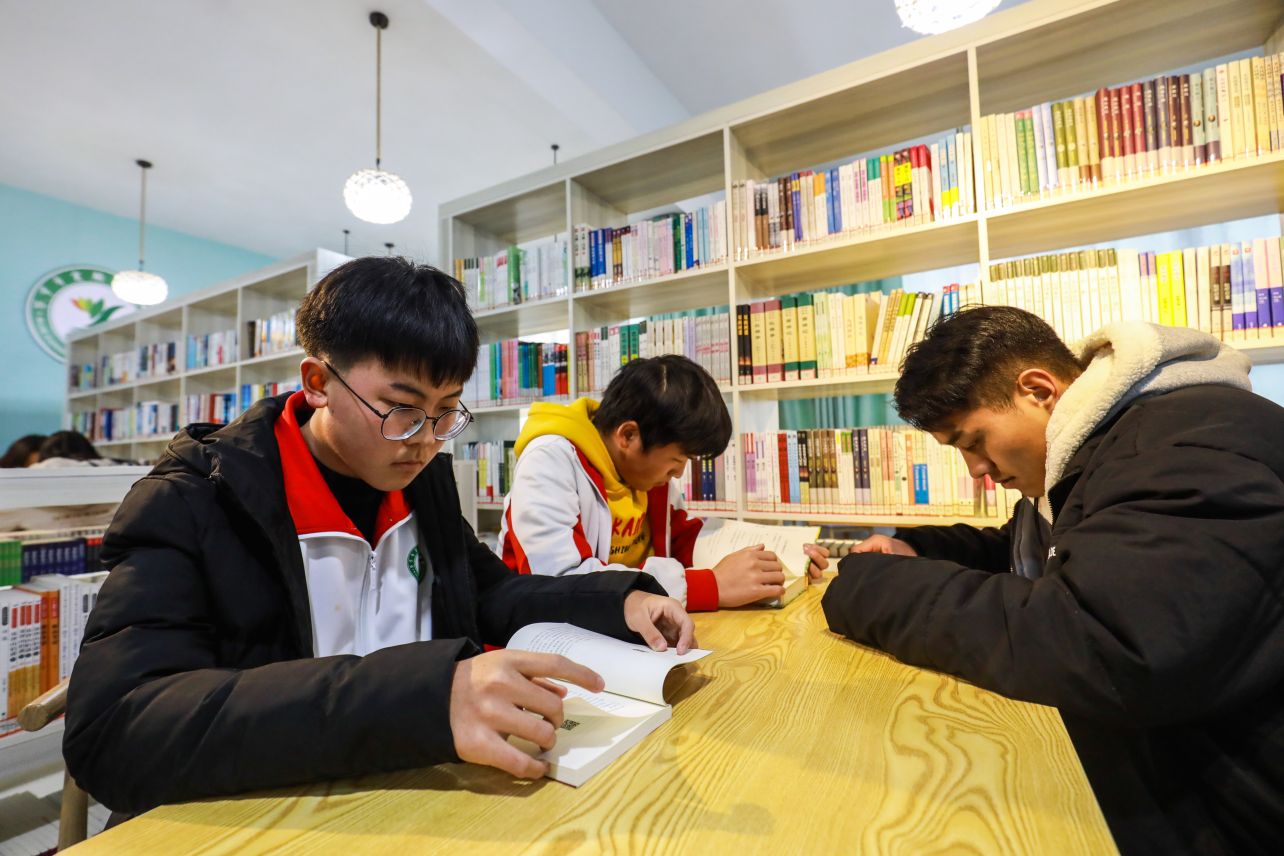 期刊杂志发表论文速度揭秘：职称评定者的必知时间表