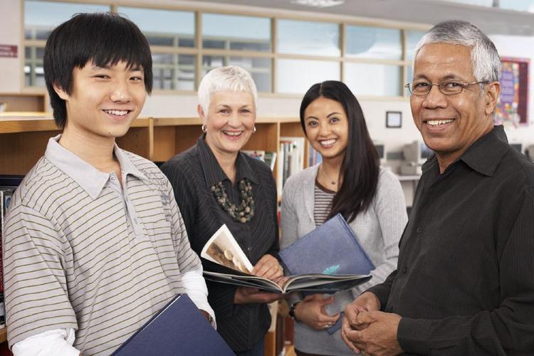 评职称自费出书费用大揭秘：到底高不高？附详细出书办理攻略