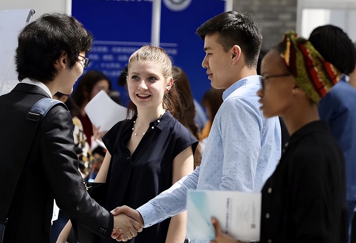 图书馆图书情报管理学术期刊杂志投稿全解析：助力职称评定论文发表