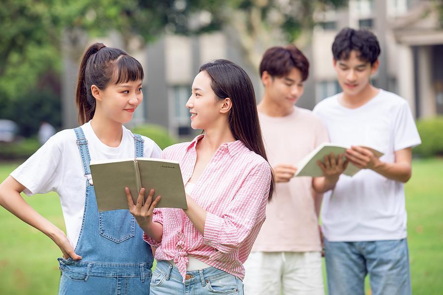 学术期刊杂志发表论文投稿费用指南：助力职称评定