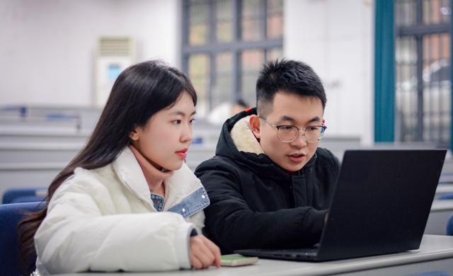 省级发电输电配电用电电力交易设备制造智能大数据储能《云南电业》期刊：论文发表征投稿